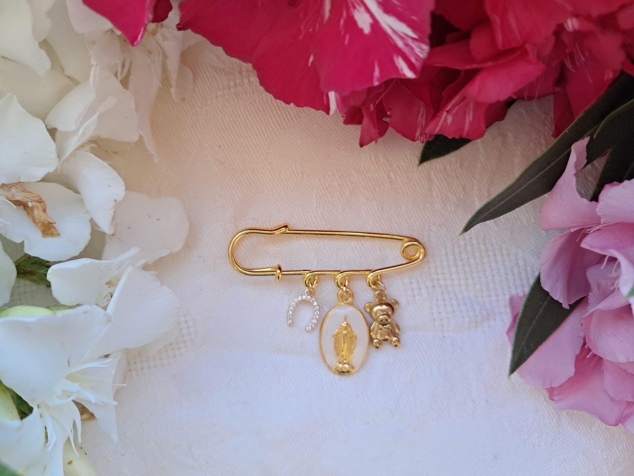 Broche de naissance
