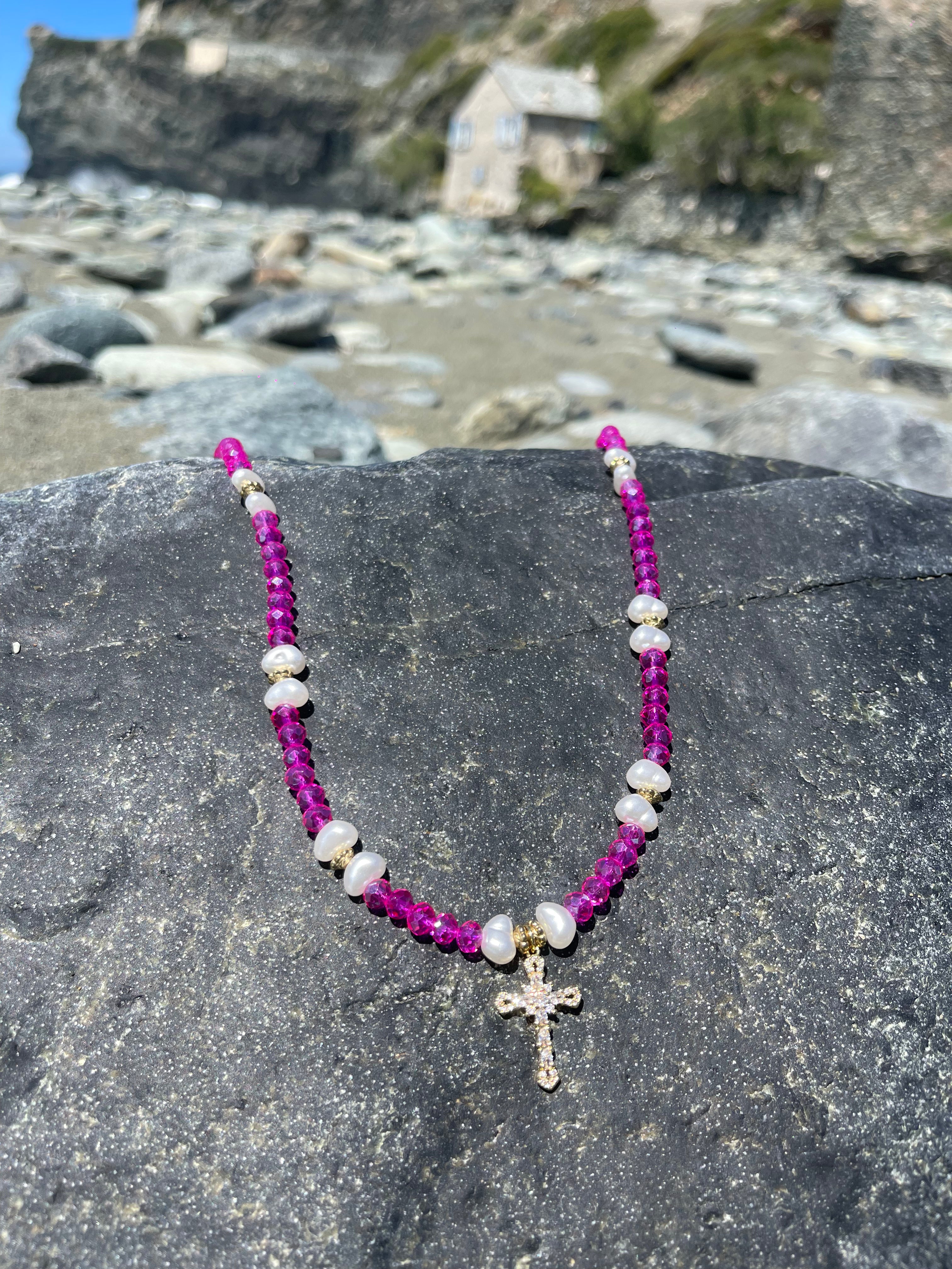 Collier Davia